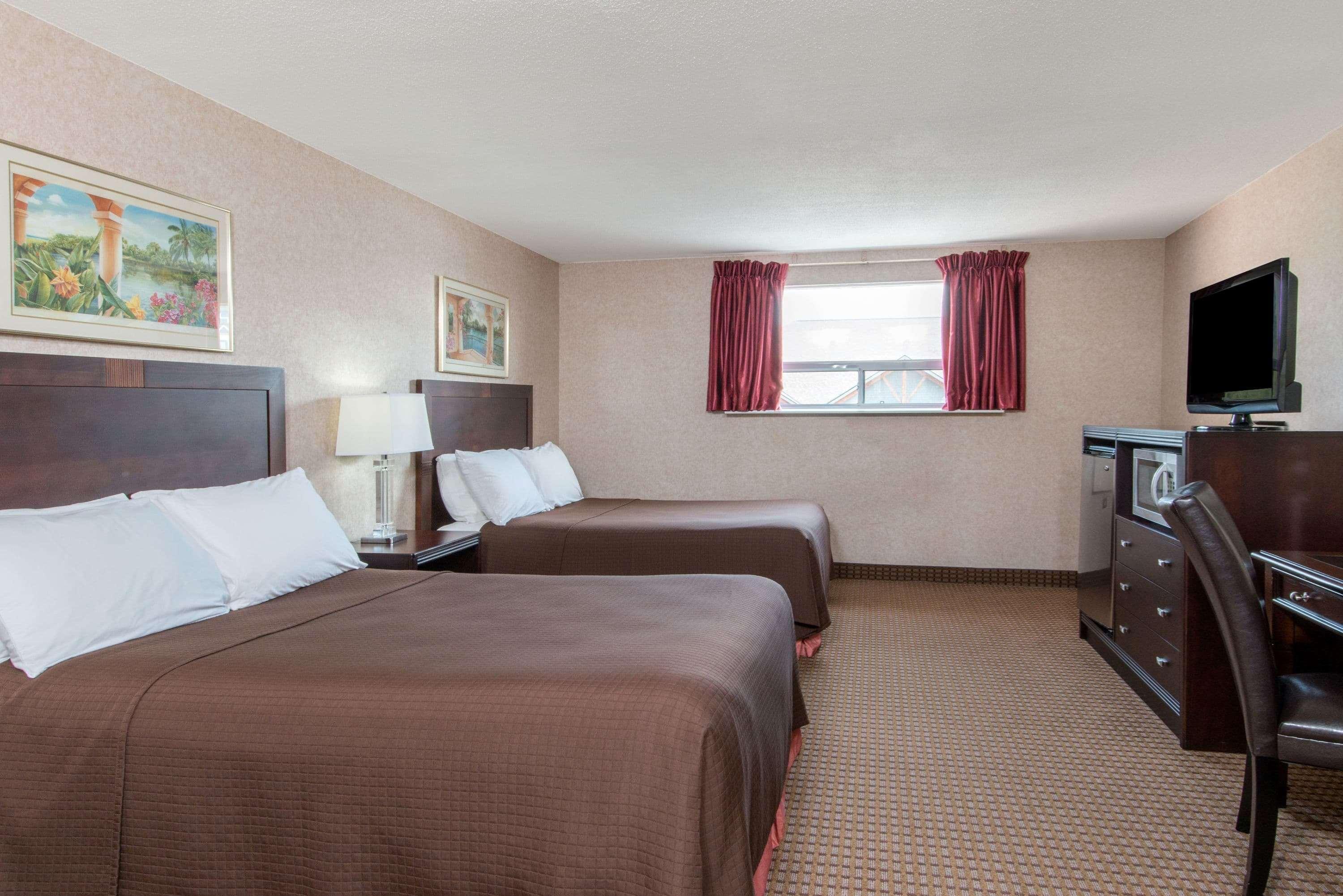 Howard Johnson By Wyndham Gravenhurst Exterior foto